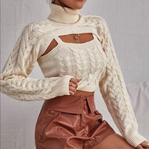 SHEIN Sweaters - 🔺SOLD🔺